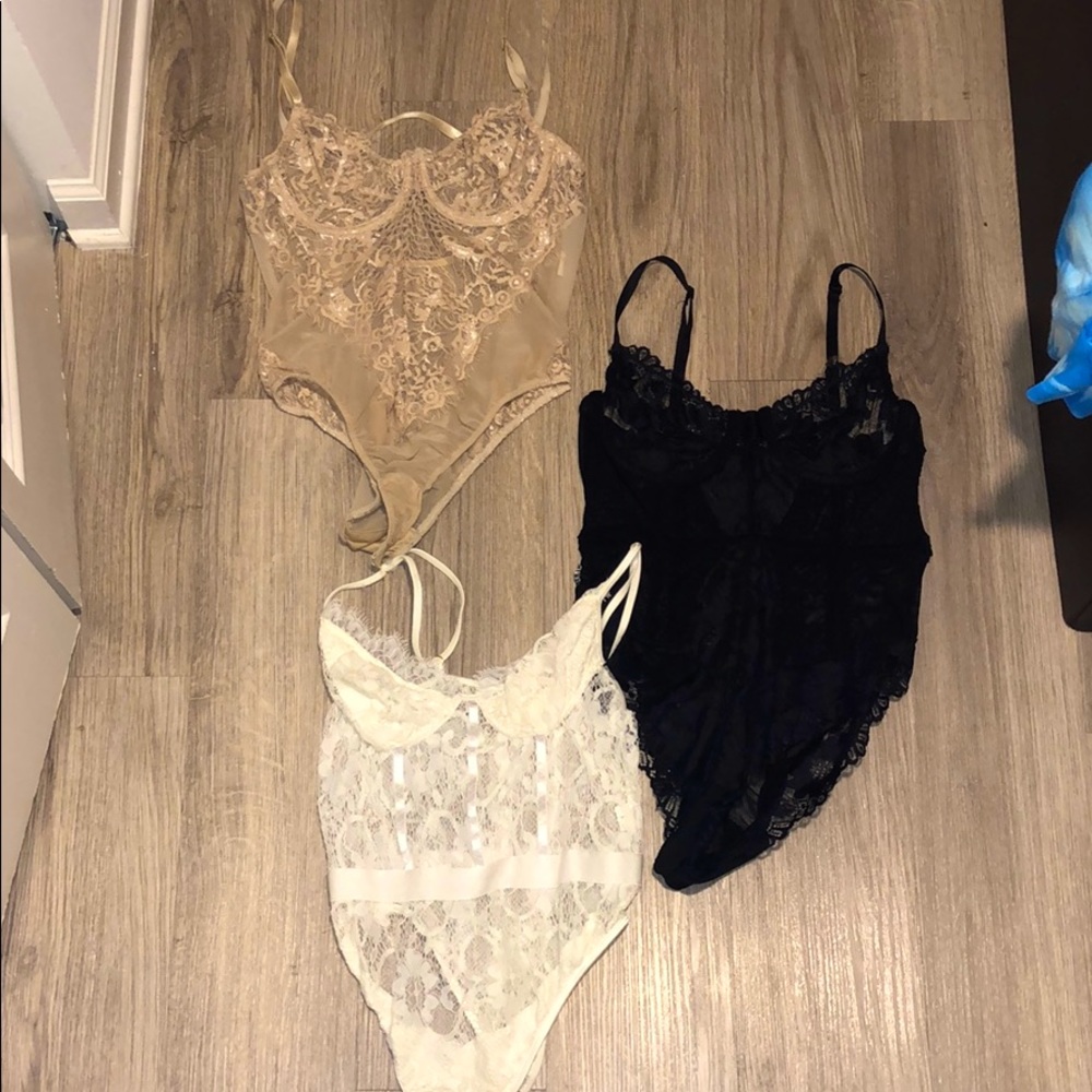 Lace lingerie bodysuit bundle
